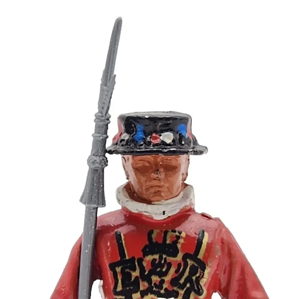 Britains LTD Lead Royal Palace Guard England Red Coat Rare 1970's Lot Of 4 VTG